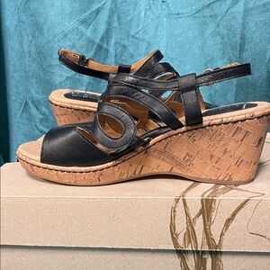 Born Concept Black Strappy Wedge Sandals size 10